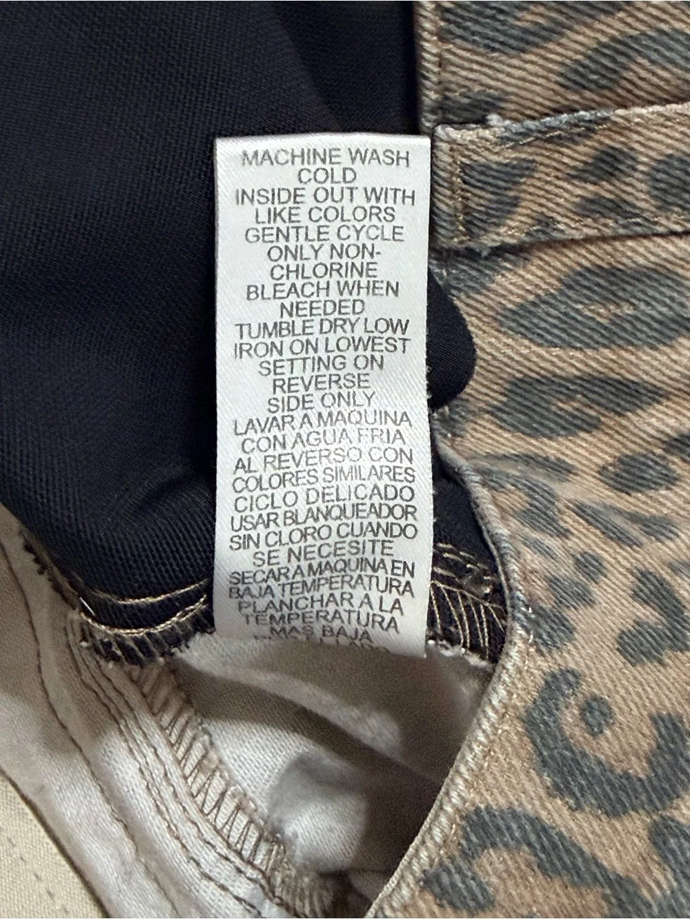 Democracy “Ab”solution Leopard Print Cropped Barrel/Cargo Jeans Size 4
